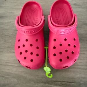 🚨🚨CROCS - Bright Pink🚨🚨